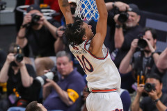 2025-03-29-Michigan-vs-Auburn-DH00174-127
