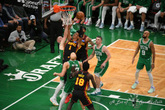 hawks_at_celtics_71-scaled