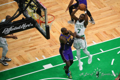 lakers_at_celtics_250308_13