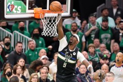 JER_NBAplayoffs_BucksVs.Celtics_Round2Game2_5.4.22-4-1