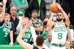 JER_NBAplayoffs_BucksVs.Celtics_Round7Game2_5.4.22-6