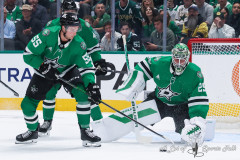 DALLAS, TX — Mikko Rantanen put on a scoring clinic with the OT game winner, and a natural hat trick, to lead the Dallas Stars over the Boston Bruins at American Airlines Center.