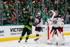 DALLAS, TX — February 2, 2025 Dallas Stars host the Columbus Blue Jackets at American Airlines Center.