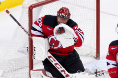 Devils-vs-Wild-21