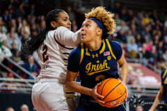 CHESTNUT HILL, MA - JANUARY 23: Notre Dame Fighting Irish guard Hannah Hidalgo (3) handles the ball during a women’s college basketball game between the Notre Dame Fighting Irish and the Boston College Eagles on January 23, 2025, at Conte Forum in Chestnut Hill, MA. (Photo by Erica Denhoff/Icon Sportswire)