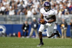 After missing the last three games with a leg injury, Venric Mark, who rushed for 1,366 yards and averaged 18.7 yards per punt return in 2012, will return for Northwestern in time for Saturday's OSU game (Justin K. Aller/Getty Images)