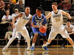 Point guard Ryan Harrow (c.) left Kentucky for GSU to be close to his father, who had suffered a stroke in the summer 2012. (Getty Images)