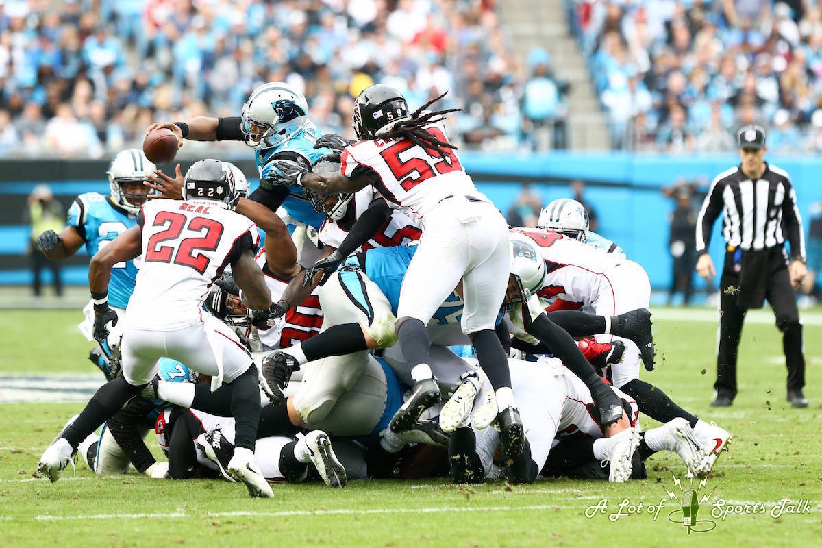NFL: Atlanta Falcons at Carolina Panthers (11.05.17)