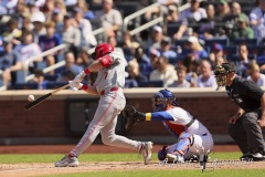 QUEENS, NEW YORK — SEPTEMBER 8:  Cincinnati Reds outfielder Spencer Steer (7) puts the ball in play during the game between the New York Mets and the Cincinnati Reds at Citi Field on September 8, 2024, in Queens, N.Y. (Scotty Rausenberger/A Lot of Sports Talk)