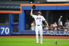 NEW YORK — JULY 29: New York Nets right fielder Jessie Winker (3) catches a fly ball hit by Minnesota Twins third baseman Royce Lewis (not pictured) during the third inning at Citi Field on July 29, 2024, in New York, New York. (Gregory Fisher/A Lot of Sports Talk)