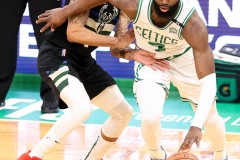 JER_NBAplayoffs_BucksVs.Celtics_Round2Game2_5.4.22-5-2