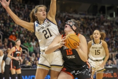 ALBANY, NEW YORK – MARCH 29:  Oregon State forward RAEGAN BEERS (15) goes up for a lay-up while being defended by Notre Dame forward MADDY WESTBELD (21) during the 2024 NCAA Women’s Basketball Tournament Albany 1 Regional semifinal at MVP Arena on March 29, 2024, in Albany, N.Y.  (Scotty Rausenberger/A Lot of Sports Talk)